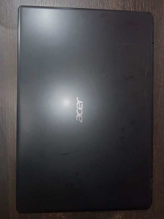 Vând laptop Acer Aspire A317-52 – i3 / 8GB RAM / SSD M.2