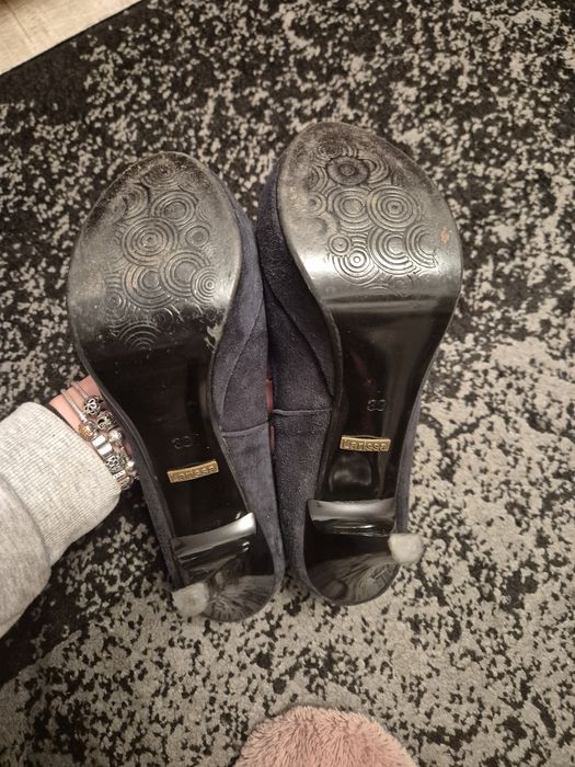 Pantofi piele intoarsa cu toc