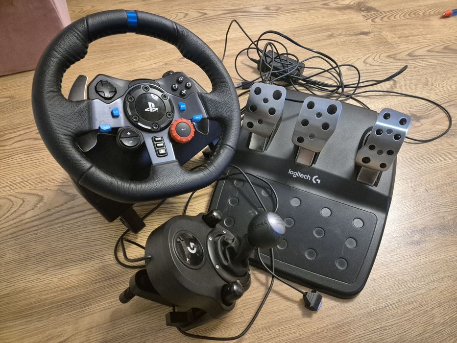 Volan Logitech G29 cu schimbator