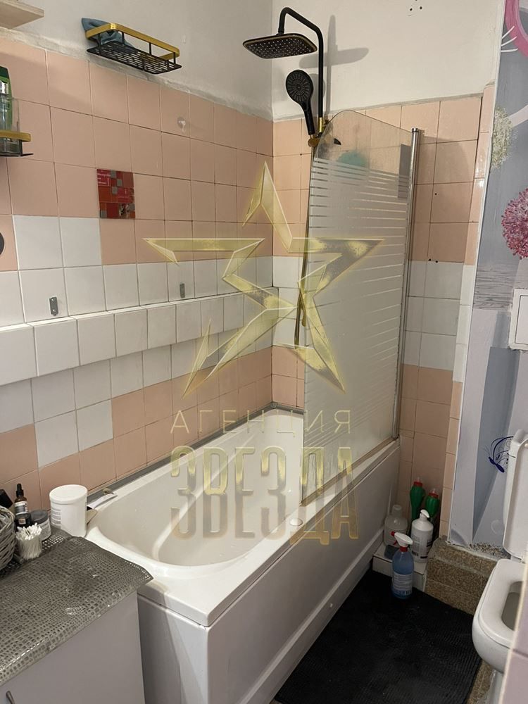 **Продава се 3-стаен апартамент до Слънчеви Лъчи!**