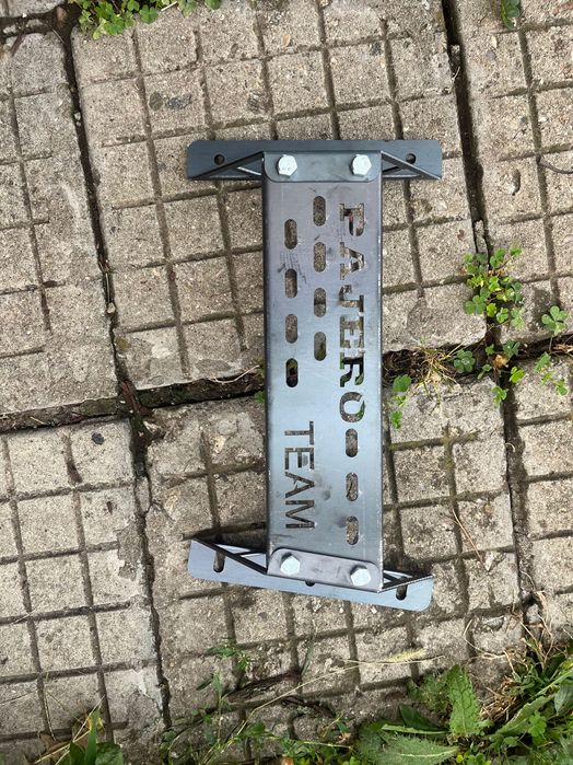 Стойка за Mitsubishi Pajero 2