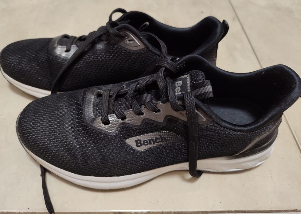 Маратонки Bench 38