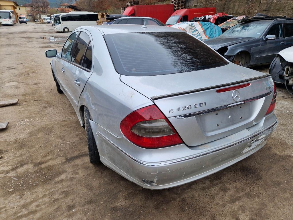 Mercedes W211 E420CDI 313кс Facelift  автоматик НА ЧАСТИ!