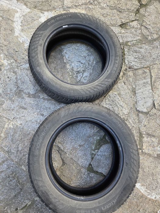 2 зимни гуми Nokian 215/60/R17