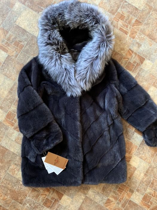 Продам новую норковую шубу.