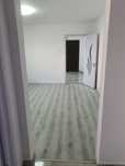 Vand apartament la hala langa posta micro 11 fata in fata cu parcu