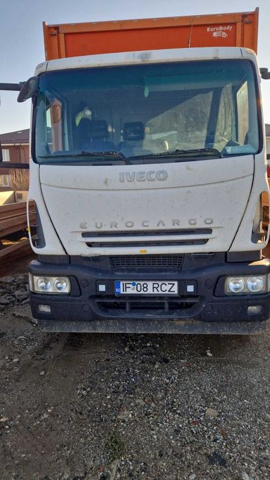 Iveco autoutilitara cu lift 18t