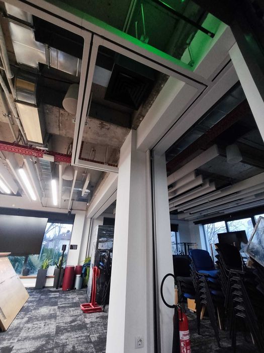 Подвижна преградна стена