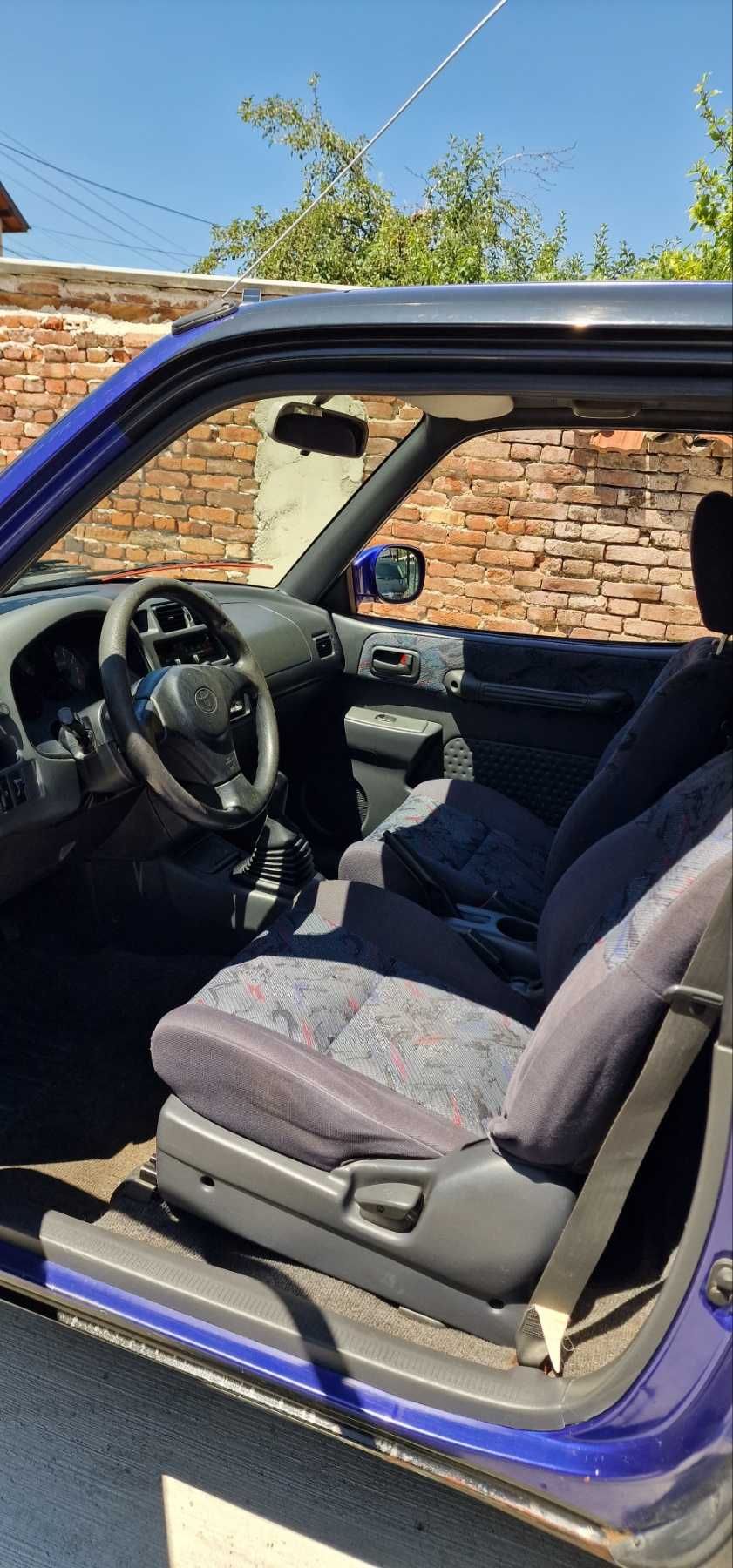 Продавам Toyota RAV4 1999г. 2.0