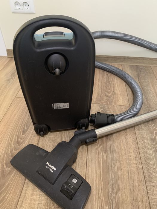 Aspirator Miele S4 EcoLine