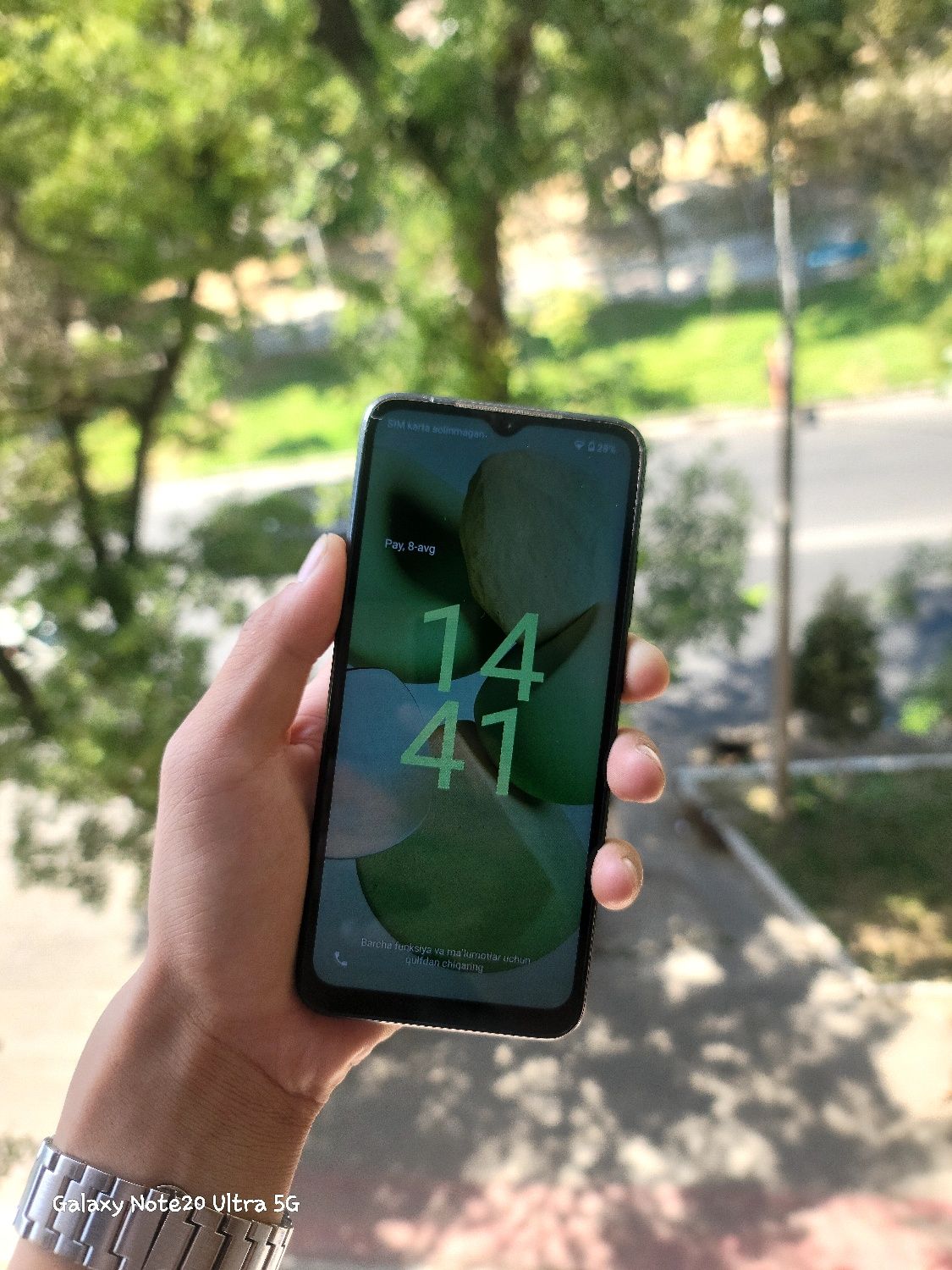 Madel redmi +Xotrasi Qora rang 2/32GB
Batareka 5000 MAh,Imei regstra