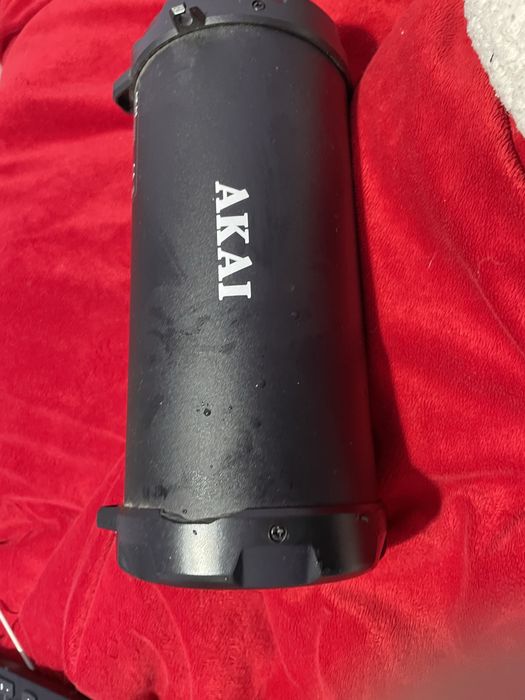 Boxa akai cu bluetooth