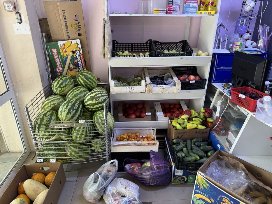 Сдается место под овощи фрукты