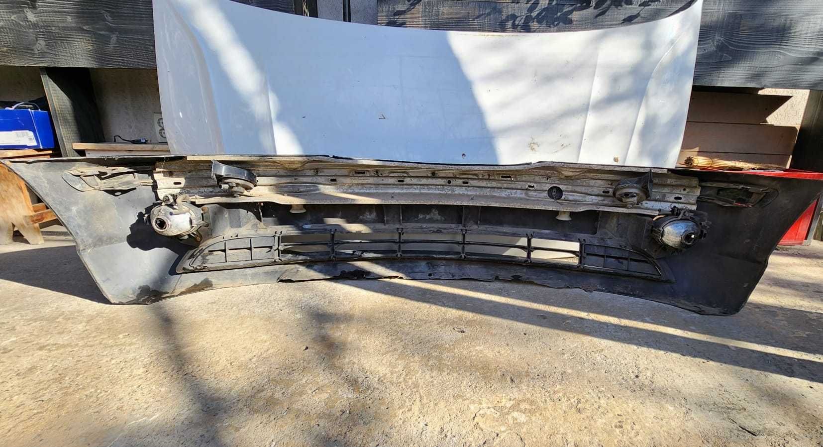 Bara fata E46 fecelift sedan touring armatura, proiectoare, grile