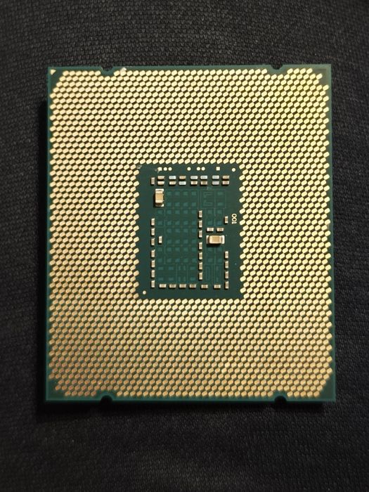 Процесор за workstation Intel Xeon E5 2673v3