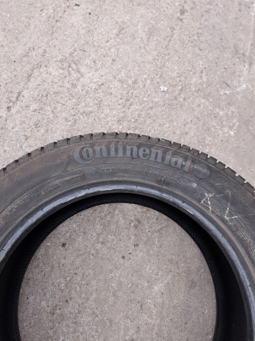Anvelope de iarna 215-60r17 Continental