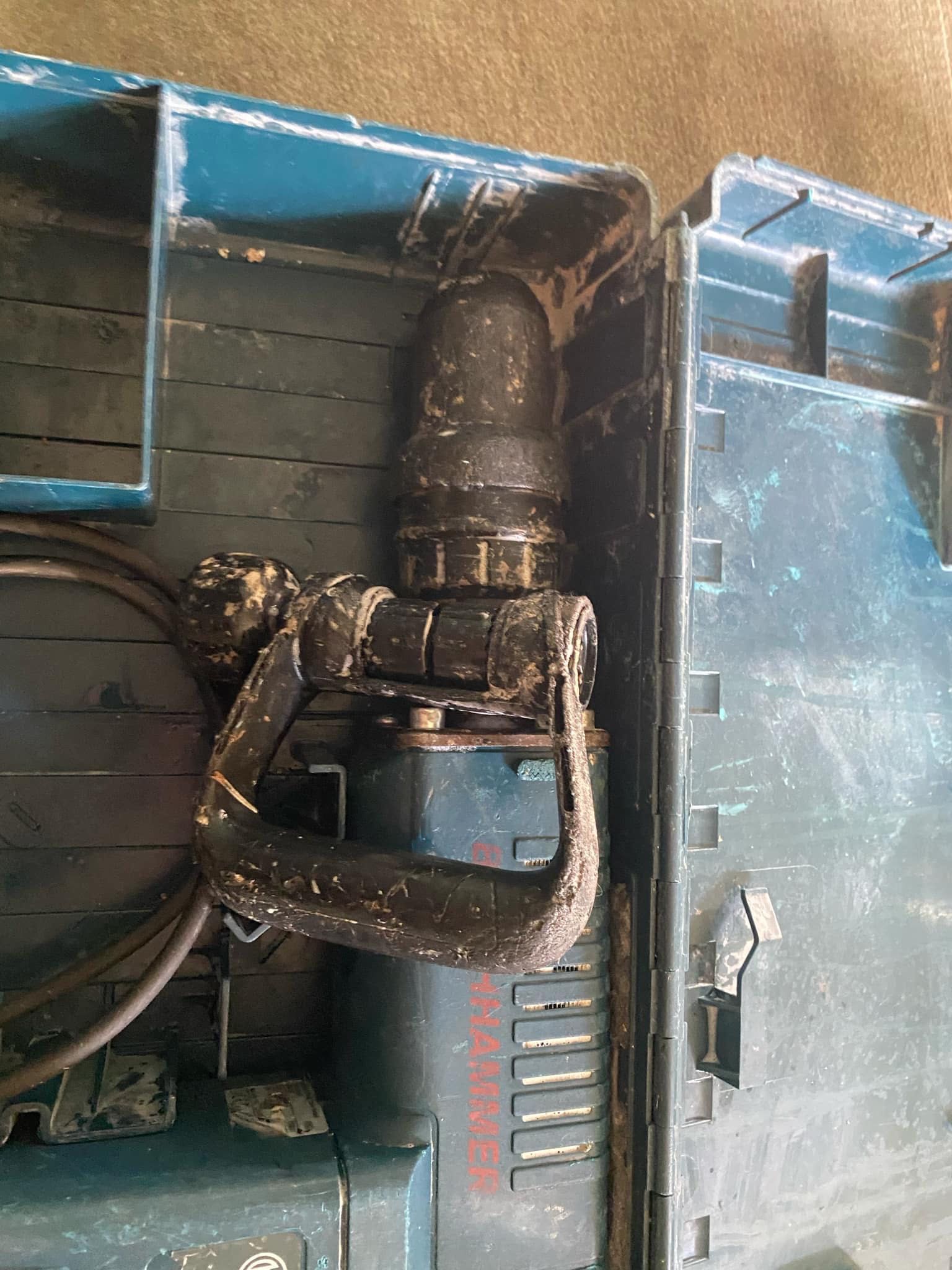 Къртач професионален- BOSCH HAMMERGSH 11E- 16.8 J
