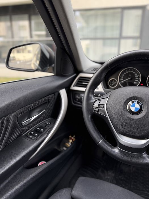BMW Seria 3 F30 320D 184 CP AUTOMAT Proprietar