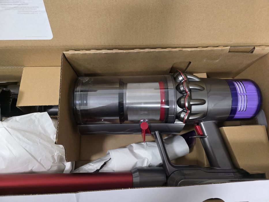 Aspirator vertical Dyson V15 Origin, 660 W, 0.54L, Autonomie 60 min,