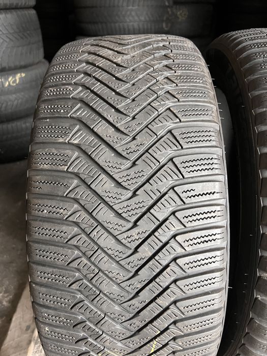 2 anvelope iarna 225/45/17 , Laufen , DOT 2021