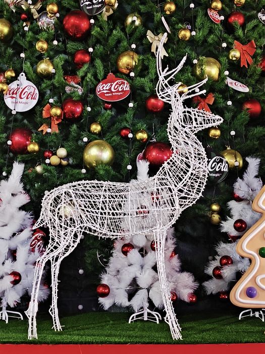 Новогодние Олени Каркас из Герлянды