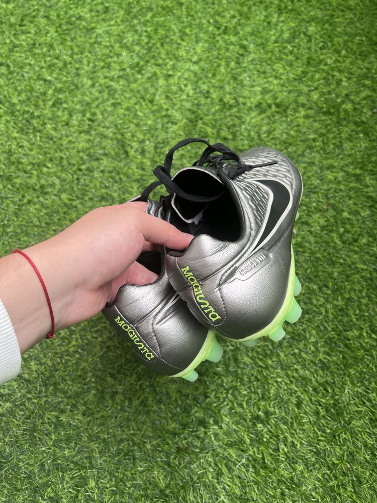 Бутонки за изкуствена настилка Nike Magista