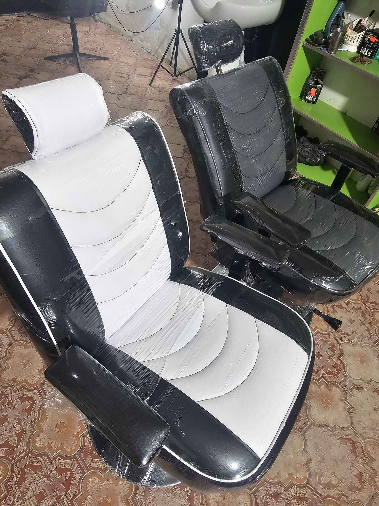 Sartaroshlar kreslosi salon uchun jeniski mursko'y bor Soni cheklanmag