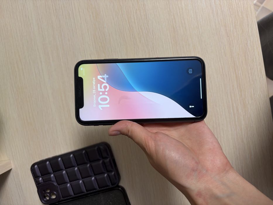 iphone 11 в хорошем состоянии