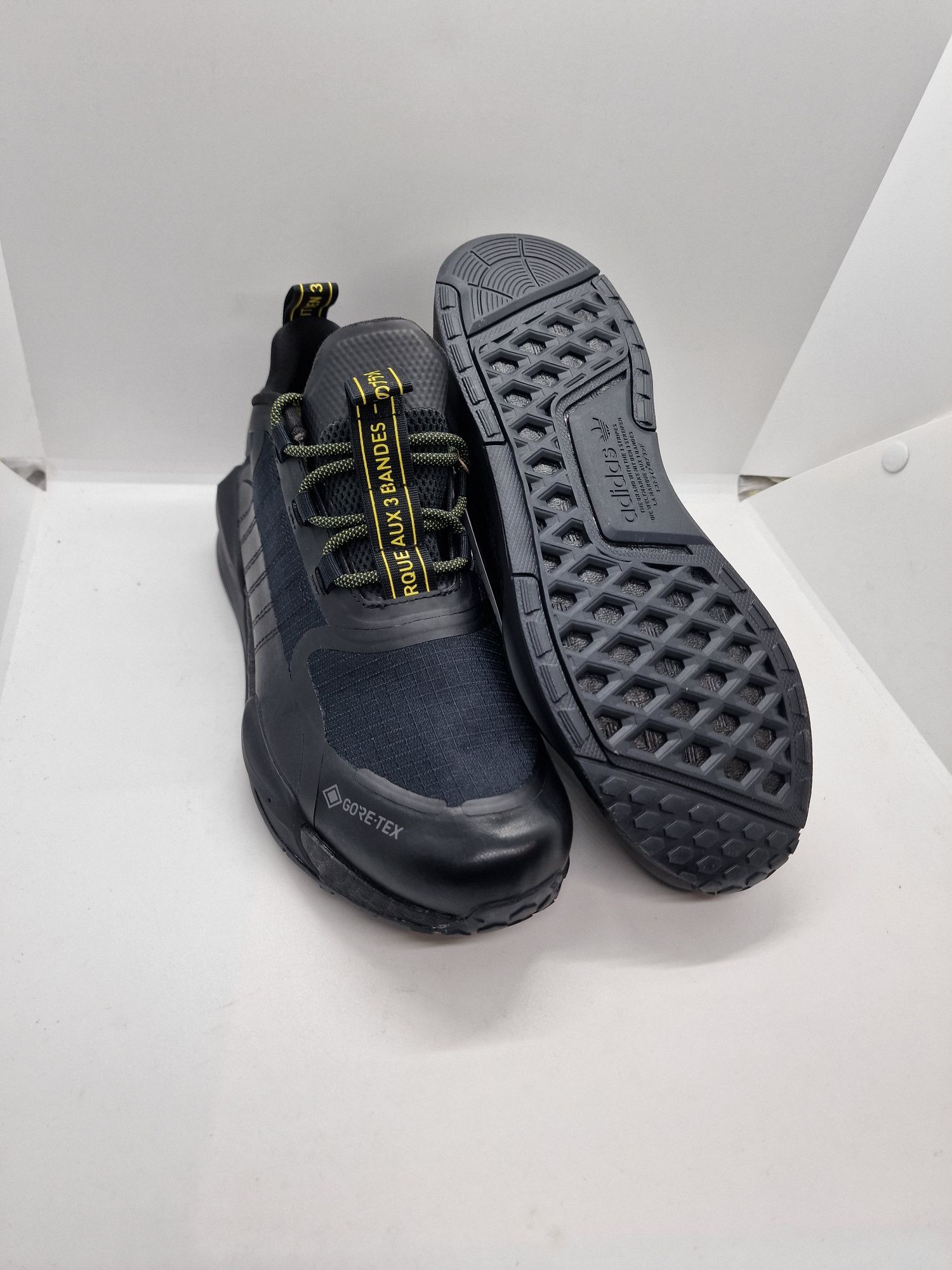 Adidas NMD V3 GTX Gore-Tex  GX9472 nr. 40 2/3