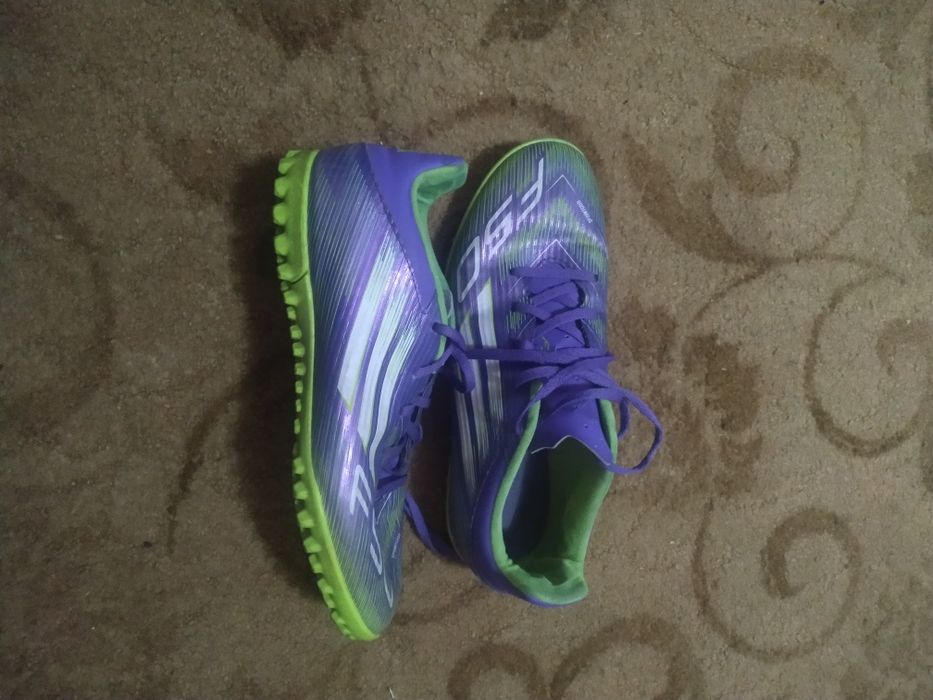 Adidași fotbal F50