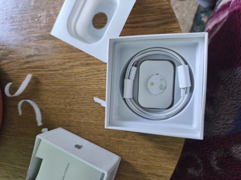 Airpods 2 căști noi