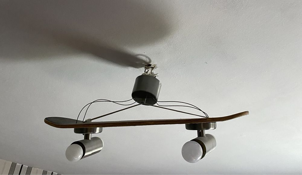 Лампа таван дизайнерски полилей тинейджър