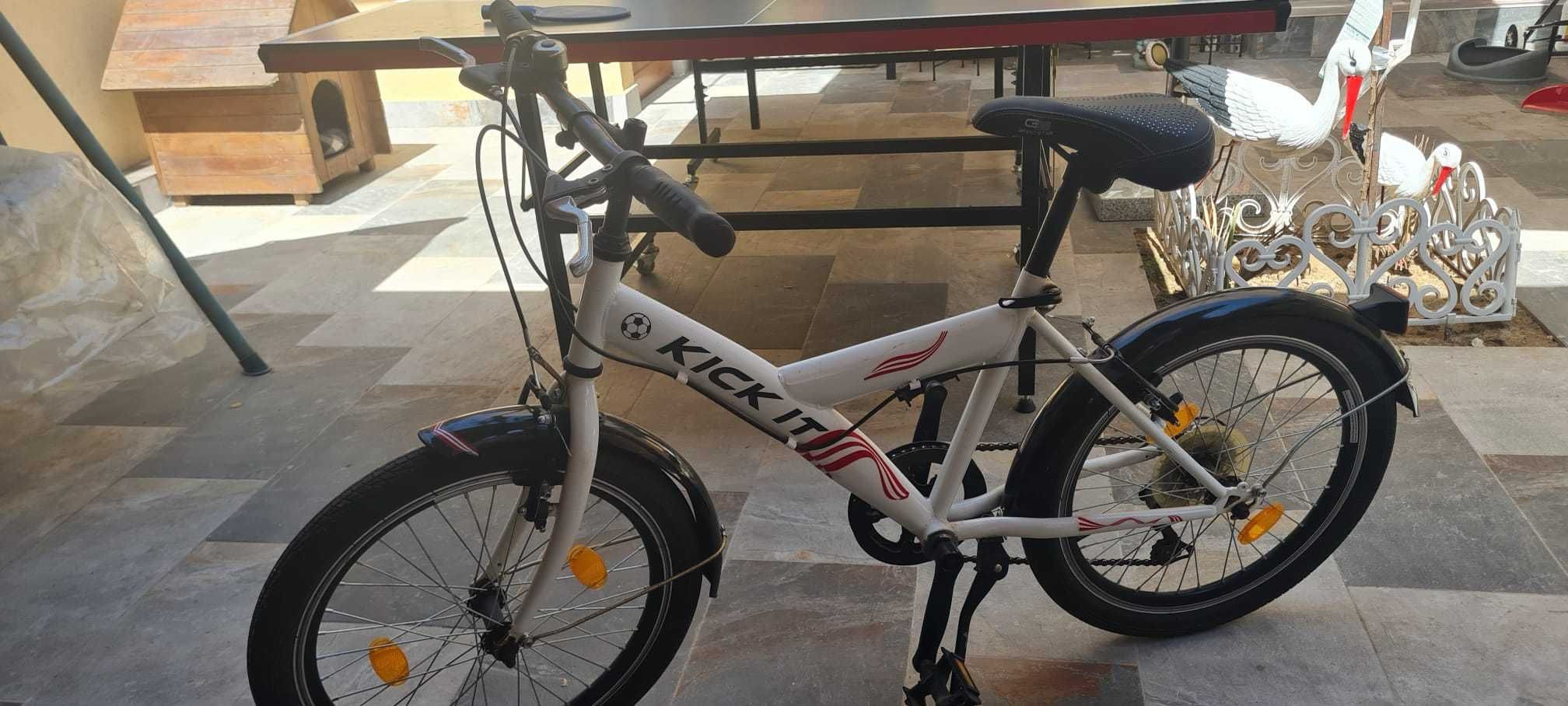 Bicicleta baiat/fata (8-9 ani)