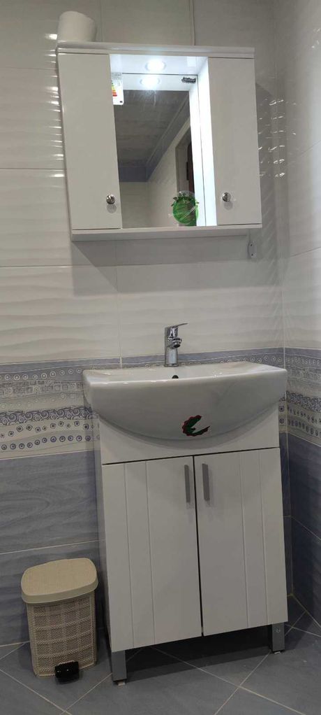 Дава се под наем Тристаен апартамент в Димитровград - 82 кв.м за 255 € - Снимка #23