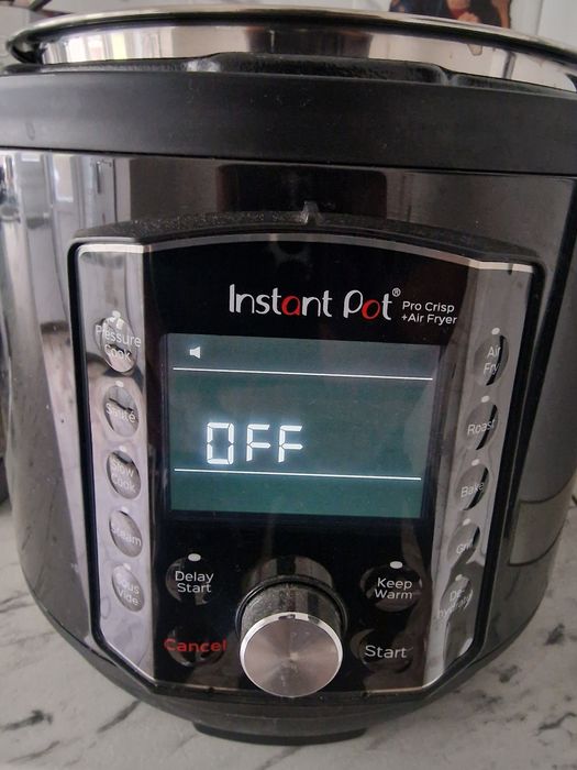 Multicooker+ Friteuza 2 in 1 Instant Pro