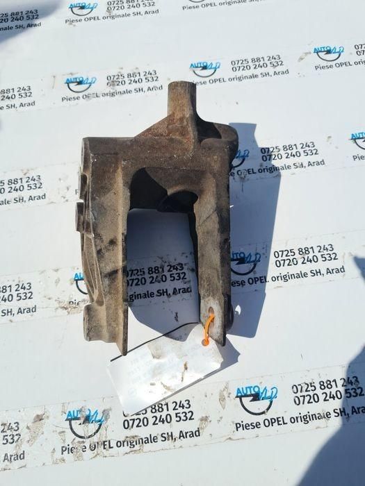 Suport tampon motor cutie Opel Insignia A Country Tourer 2.0CDTI A20DT