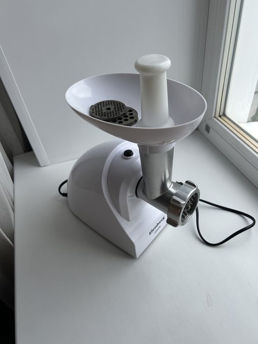 Мясорубка Elenberg