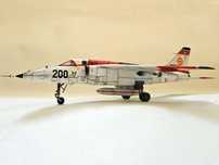 Avion IAR 93 scara 1:72 din rășină