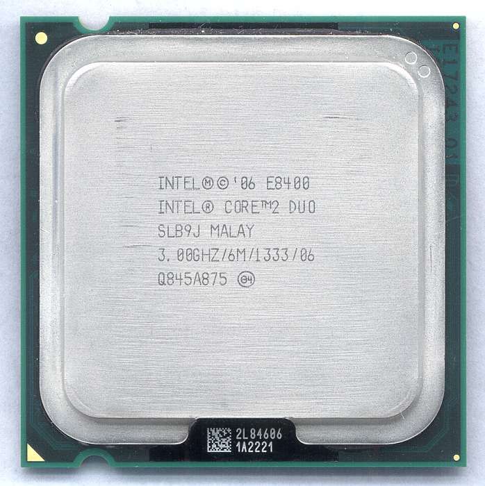 Vand Procesor Intel Core 2 Duo E8400, 6Mb Cache, 3.0 GHz, 1333 MHz FSB