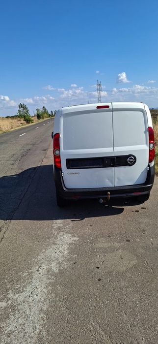 Opel Combo 1,6 diesel, 105 CP, 2018, AC, 6 trepte