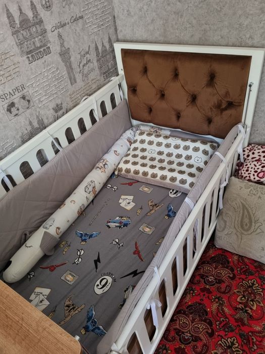 Детская кроватка