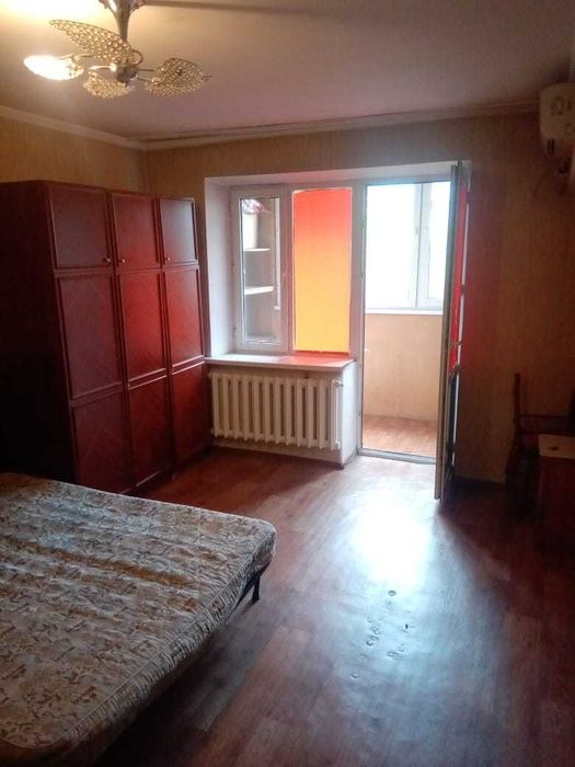 Сдам 1 комнатную квартиру в мик-не Жулдыз-1 на длительный срок