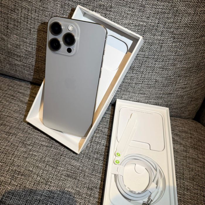 Iphone 15 pro max 512 gb Natural Titanium
