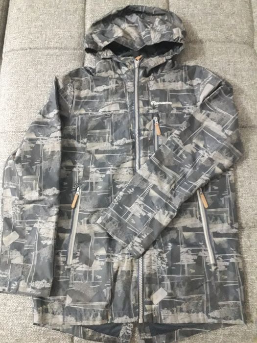 Продам легкие ветровки