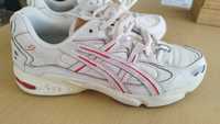 Маратонки Asics номер 39,5