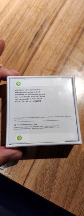 Căști tip airpods 4