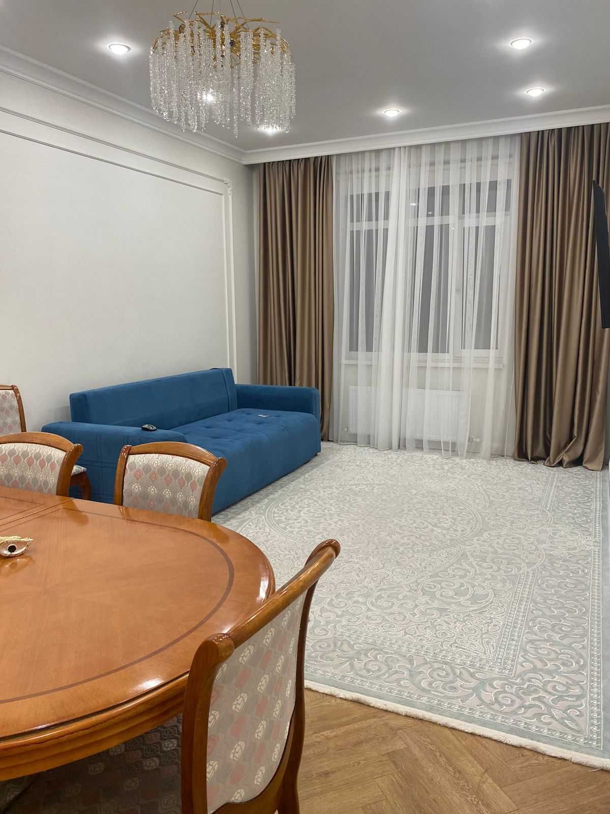 Продам 4 комнатную квартиру 122.1 кв. м.