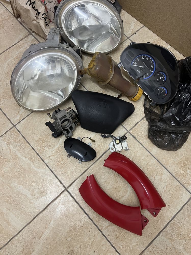 Piese matiz,faruri,clapeta accelaratie ,etc..