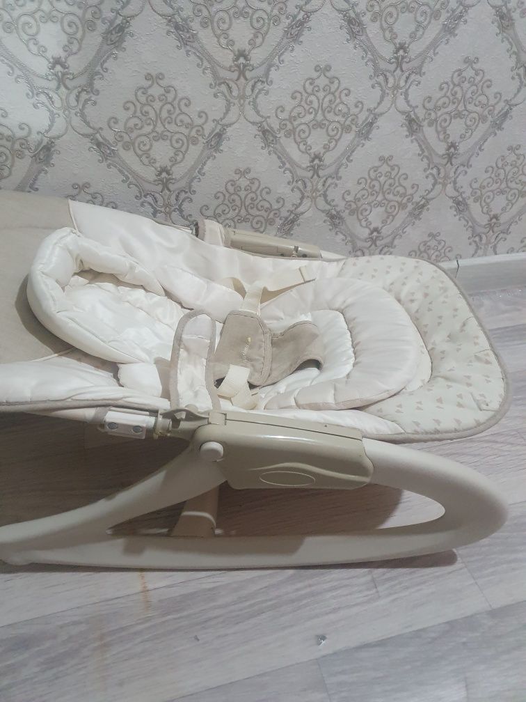 Продам детскую люльку