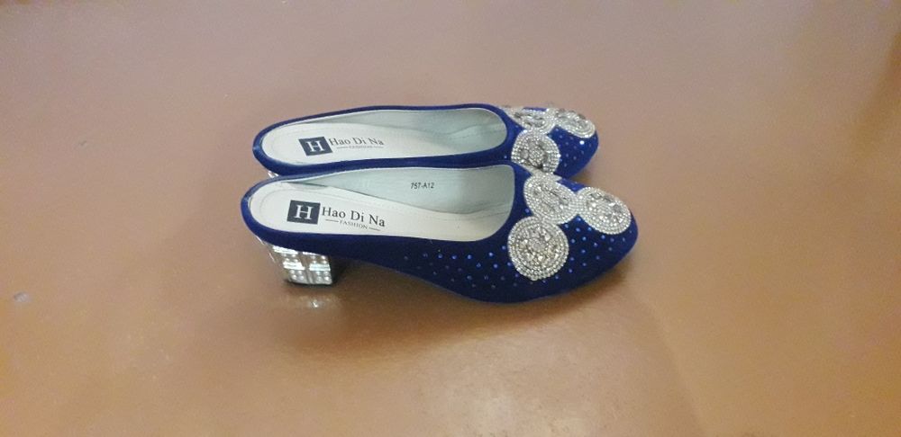 Женская обувь  в хорошем состоянии